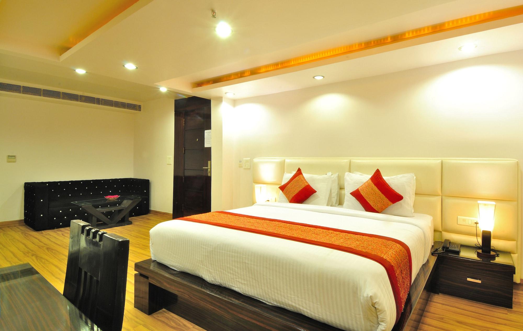 Hotel Elegance New Delhi Exteriör bild